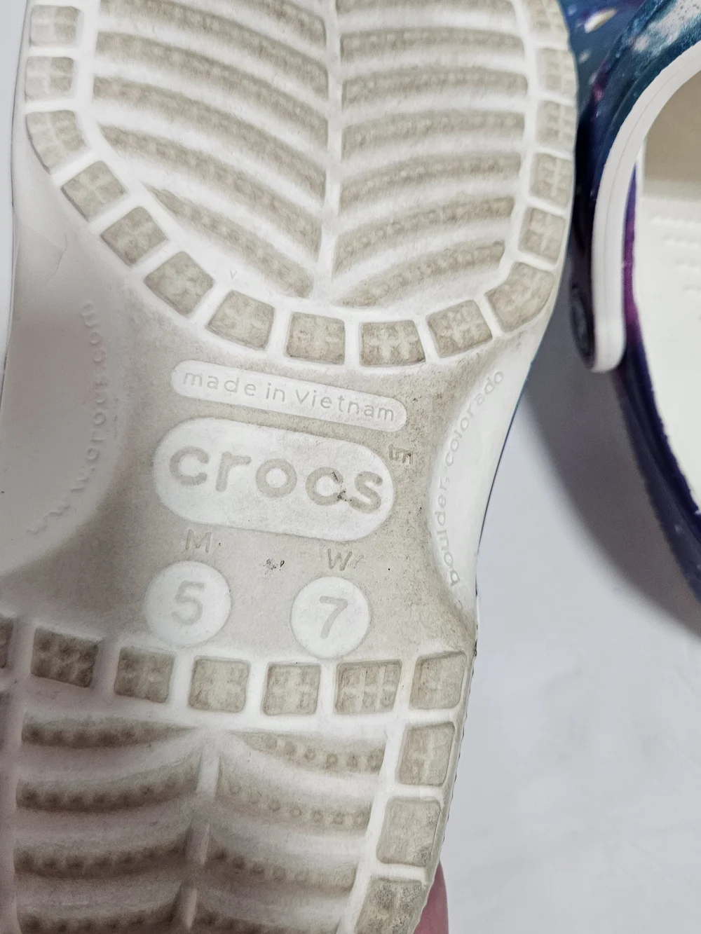 CROCS Kids Galaxy-Print Clog Sandals in Purple and Blue